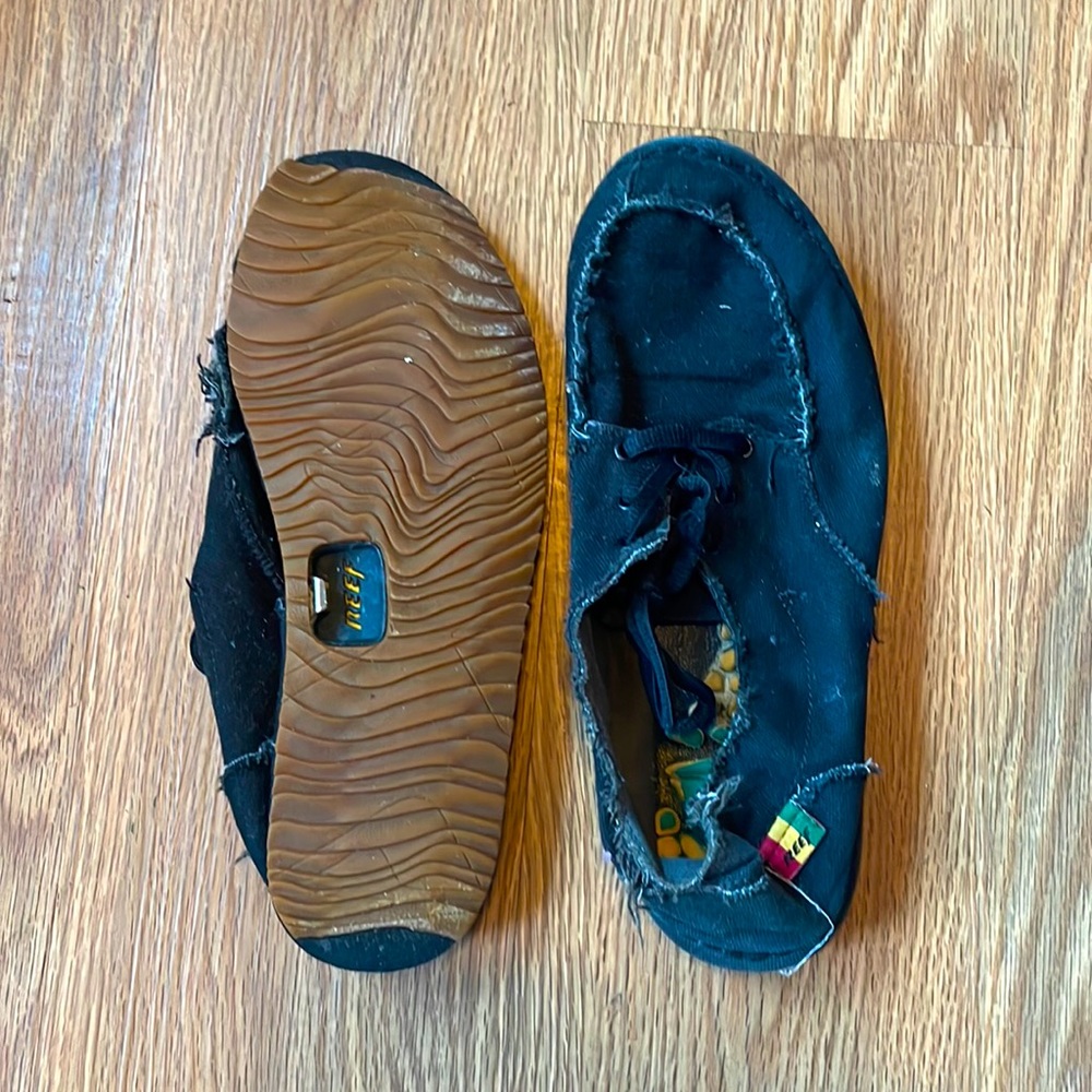 Reef beer bottle opener surf shoes